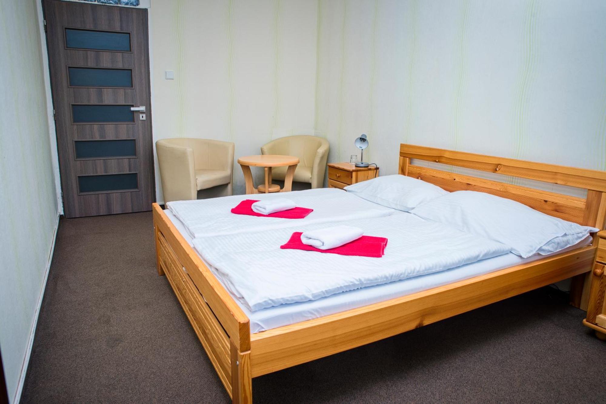 Hotel Zimni Stadion Náchod Εξωτερικό φωτογραφία